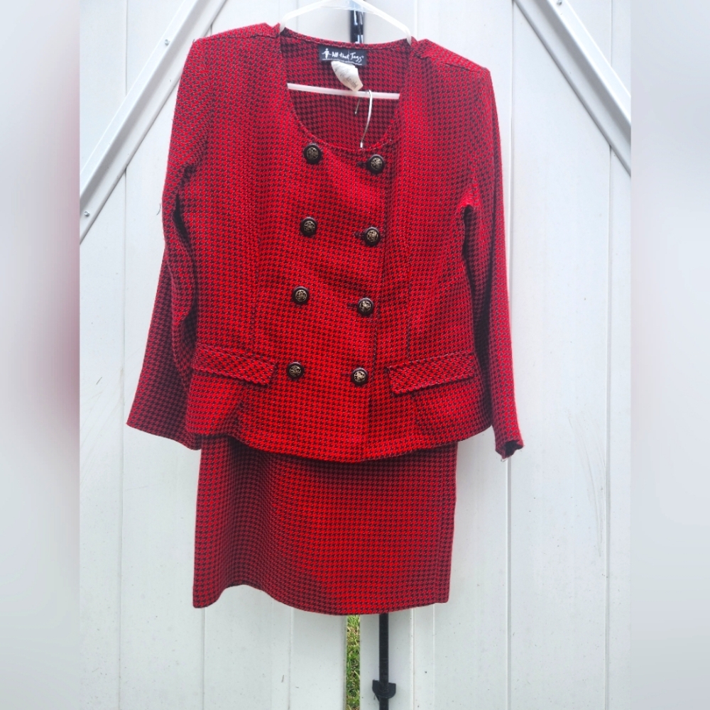 Vintage houndstooth skirt suit 1980s All that jazz double breasted puppy tooth